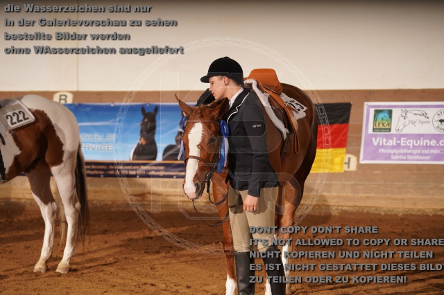s_A_900697.JPG
